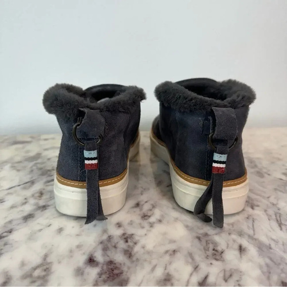 EUC TOMS Paxton Slip on Sneaker - Picture 2 of 5